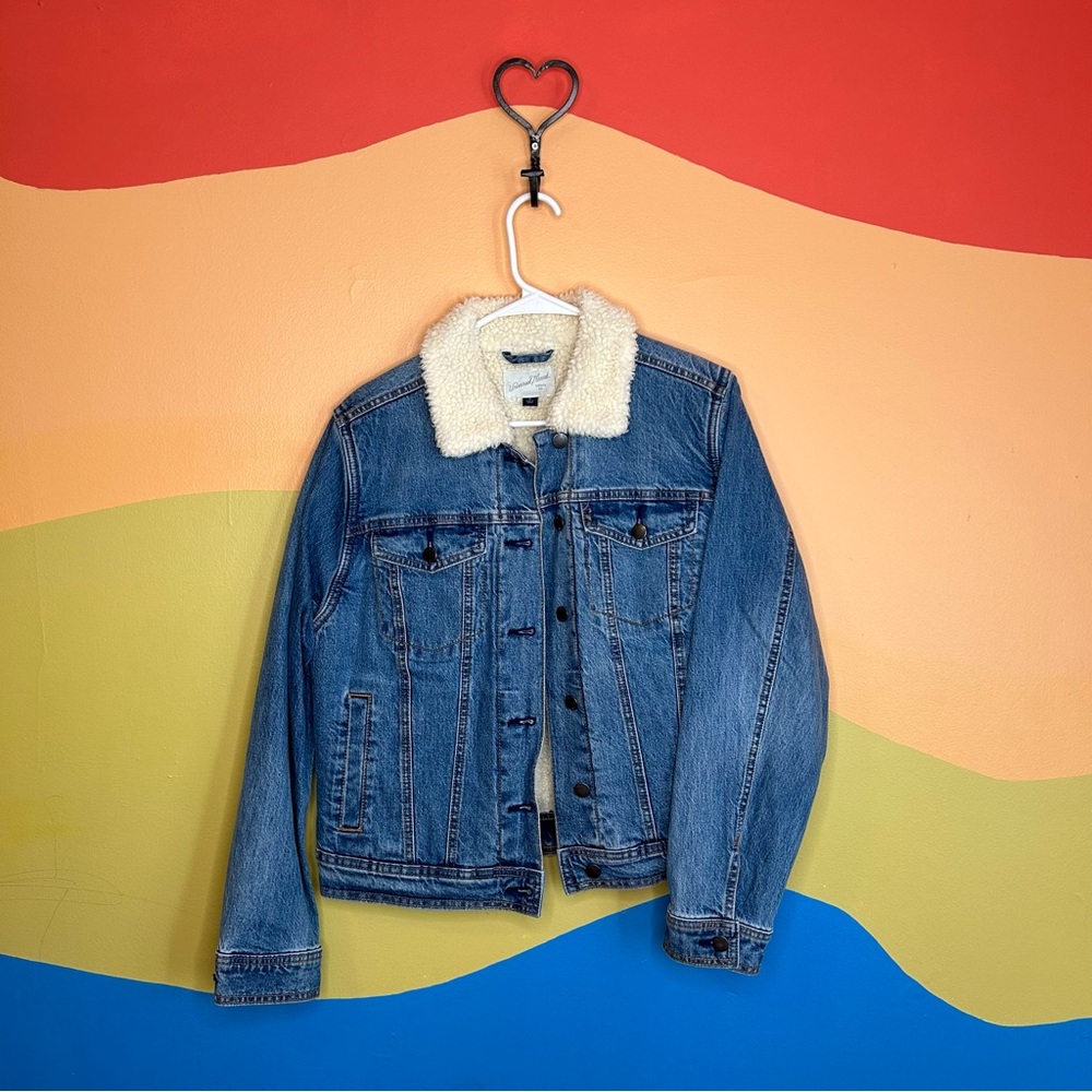 Universal threads goods co lined Jean jacket